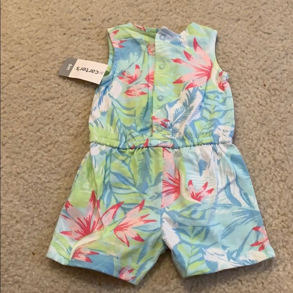 NWTS!! Hawaiian print romper! - Picture 4 of 4